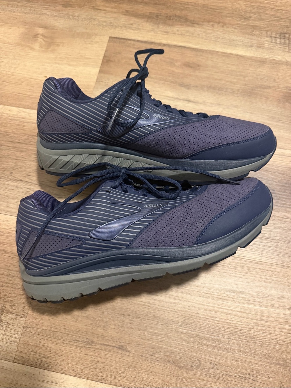 Brooks Addiction Walker Suede Men's 12 2E Wide Navy Walking Shoes 110319e445
